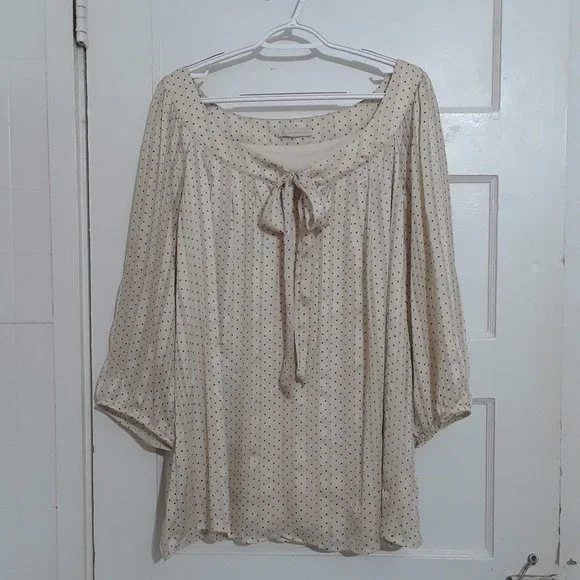 DB est. 1962 Tie Neck Polka Dot Top Black Cream Tan - Picture 3 of 8